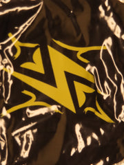 Glow Essential Mask Static Sportswear - Black / Yellow Logo Product Pic. (close up)